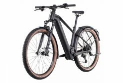 VTT Électrique Semi-Rigide Cube Reaction Hybrid SL 750 Allroad 29 Shimano Deore/XT 12V 750 Wh 29'' Noir Metal 2022 14 VTT Électrique Semi-Rigide Cube Reaction Hybrid SL 750 Allroad 29 Shimano Deore/XT 12V 750 Wh 29'' Noir Metal 2022 -Vélo Soldes unnamed file 1047