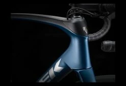 Vélo De Route Trek Domane SL 6 Shimano Ultegra 11V 700 Mm Aquatic Dark / Noir 2022 Bleu -Vélo Soldes unnamed file 1220