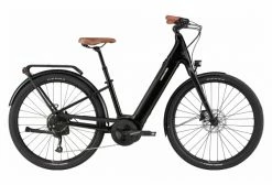 Vélo De Ville Électrique Cannondale Adventure Neo 3.1 EQ MicroSHIFT 9V 400 Wh 27.5'' Noir 2022