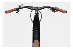 Vélo De Ville Électrique Cannondale Adventure Neo 3.1 EQ MicroSHIFT 9V 400 Wh 27.5'' Noir 2022 -Vélo Soldes unnamed file 1355