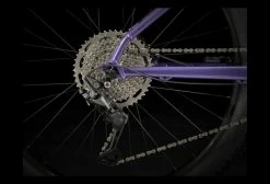 VTT Semi Rigide Trek Roscoe 6 27.5+ Shimano Deore 10V Purple Flip/Trek Black 2021 Violet / Noir -Vélo Soldes unnamed file 1544