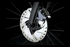 Vélo De Route Trek Emonda SL 6 Pro Disc Shimano Ultegra 11V Trek Black/Radioactive Red 2021 -Vélo Soldes unnamed file 1637