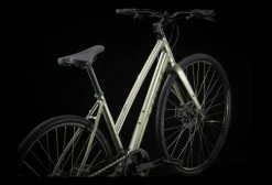 Vélo De Ville Sportif Trek FX 1 Stagger Shimano Tourney / Altus 8V 700 Mm Gris 2022 -Vélo Soldes unnamed file 2456