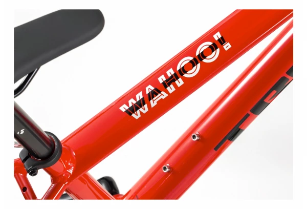 VTT Enfant 2019 Trek Wahoo 26'' Shimano Acera / Altus 8V Rouge / Noir 4 VTT Enfant 2019 Trek Wahoo 26'' Shimano Acera / Altus 8V Rouge / Noir – Image 2