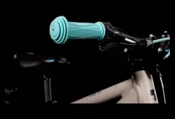 VTT Enfant Cube Cubie 160 RT Single Speed 16'' Gris Rouge 2022 3 - 5 Ans 21 VTT Enfant Cube Cubie 160 RT Single Speed 16'' Gris Rouge 2022 3 - 5 Ans -Vélo Soldes unnamed file 2656