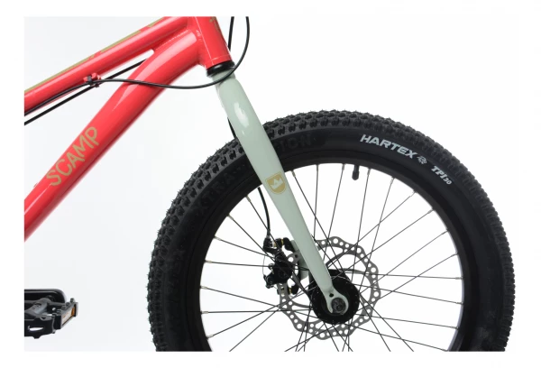 Vélo Enfant Scamp Tallfox 20'' 8v Rose Noir / Bleu 4 Vélo Enfant Scamp Tallfox 20'' 8v Rose Noir / Bleu – Image 2