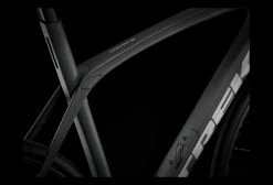 Vélo De Route Trek Domane SL 7 Disc Sram Force AXS 12V Matte Charcoal/Trek Black 2021 Bleu / Noir 17 Vélo De Route Trek Domane SL 7 Disc Sram Force AXS 12V Matte Charcoal/Trek Black 2021 Bleu / Noir -Vélo Soldes unnamed file 3614