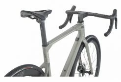 Vélo De Route BMC Roadmachine 01 Two Shimano Dura-Ace Di2 12V 700 Mm Gris Rhino 2023 17 Vélo De Route BMC Roadmachine 01 Two Shimano Dura-Ace Di2 12V 700 Mm Gris Rhino 2023 -Vélo Soldes unnamed file 3727