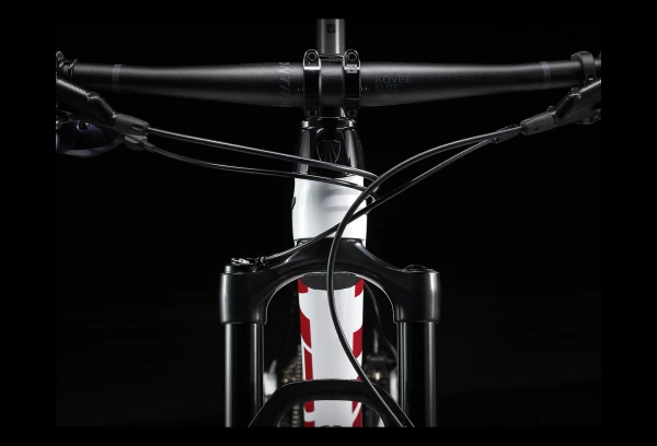 VTT Semi-Rigide Trek Procaliber 9.7 Sram GX Eagle 12V 29'' Blanc / Noir 2023 10 VTT Semi-Rigide Trek Procaliber 9.7 Sram GX Eagle 12V 29'' Blanc / Noir 2023 – Image 8