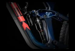 VTT Tout-Suspendu Trek Slash 9.8 XT Shimano XT 12V 29'' Bleu Smoke -Vélo Soldes unnamed file 4204