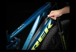 VTT Électrique Tout-Suspendu Trek Rail 7 Shimano SLX XT 12V 625 Wh 29'' Aquatic / Noir 2023 -Vélo Soldes unnamed file 4315