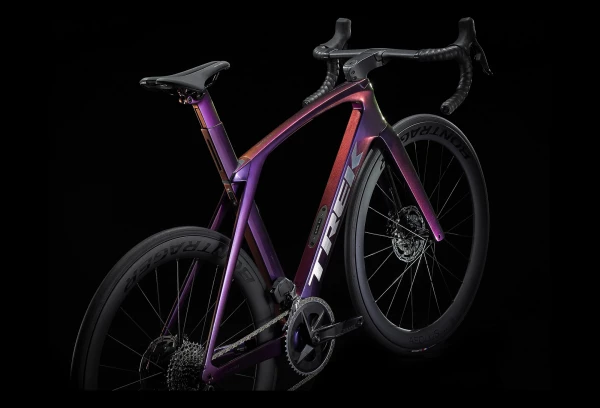 Vélo De Routre Trek Madone SLR 6 ETap Sram Rival ETap AXS 12V 700 Mm Violet Amethyst 2023 5 Vélo De Routre Trek Madone SLR 6 ETap Sram Rival ETap AXS 12V 700 Mm Violet Amethyst 2023 – Image 3