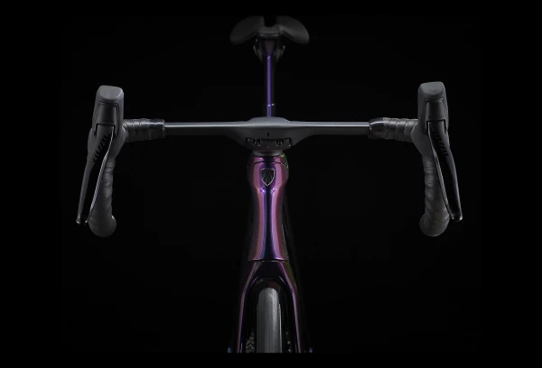 Vélo De Routre Trek Madone SLR 6 ETap Sram Rival ETap AXS 12V 700 Mm Violet Amethyst 2023 9 Vélo De Routre Trek Madone SLR 6 ETap Sram Rival ETap AXS 12V 700 Mm Violet Amethyst 2023 – Image 7