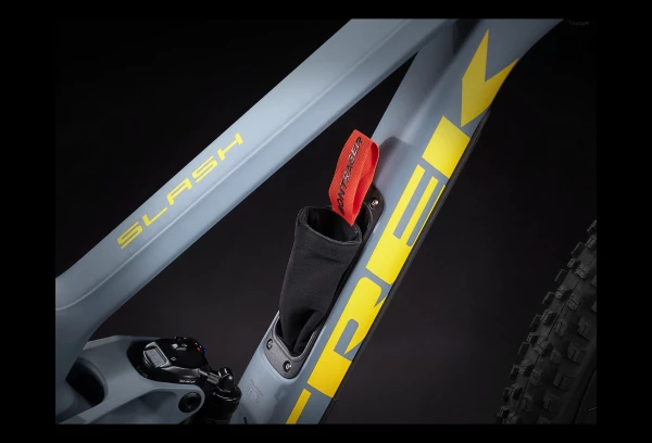 VTT Tout-Suspendu Trek Slash 9.8 Sram GX 12V 29'' Bleu 2022 7 VTT Tout-Suspendu Trek Slash 9.8 Sram GX 12V 29'' Bleu 2022 – Image 5