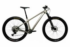 Yeti-cycles VTT Semi-Rigide Yeti ARC C1 Shimano SLX 12V 29'' Beige Dom 2022