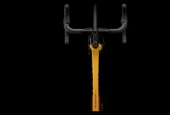 Vélo De Route Trek Émonda ALR 4 Shimano Tiagra 10V 700 Mm Jaune / Rouge 2022 18 Vélo De Route Trek Émonda ALR 4 Shimano Tiagra 10V 700 Mm Jaune / Rouge 2022 -Vélo Soldes unnamed file 638