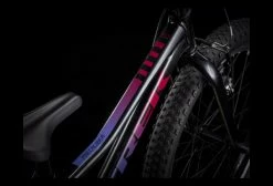 Vélo Enfant 2020 Trek Precaliber 20'' FW Voodoo Trek Black Blanc -Vélo Soldes unnamed file 6605