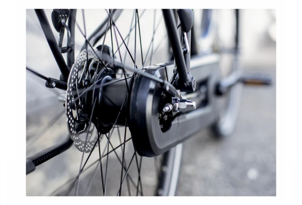 Vélo De Ville Électrique Trek District+ 4 Lowstep 400wh Shimano Nexus 7V Dnister Black 2021 Noir 10 Vélo De Ville Électrique Trek District+ 4 Lowstep 400wh Shimano Nexus 7V Dnister Black 2021 Noir – Image 8