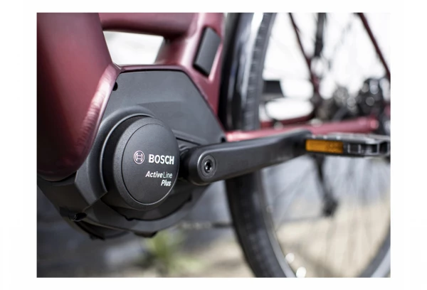 Vélo De Ville Électrique Trek Verve+ 4 Lowstep Bosch 500wh Shimano Deore 9V Matte Rage Red 2021 4 Vélo De Ville Électrique Trek Verve+ 4 Lowstep Bosch 500wh Shimano Deore 9V Matte Rage Red 2021 – Image 2