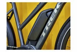 Vélo De Ville Electrique Trek Allant+ 5 Stagger 27.5'' 500wh Shimano 9V Solid Charcoal 2021 17 Vélo De Ville Electrique Trek Allant+ 5 Stagger 27.5'' 500wh Shimano 9V Solid Charcoal 2021 -Vélo Soldes unnamed file 8360