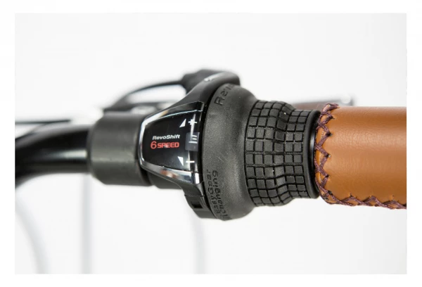 VTC Moma Bikes Hybrid 26'' Shimano 18V Blanc 4 VTC Moma Bikes Hybrid 26'' Shimano 18V Blanc – Image 3